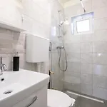 Дом отдыха House With Pool Maja