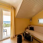 Дом отдыха House With Pool Maja