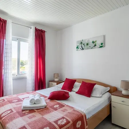 House With Pool Maja Vela Luka