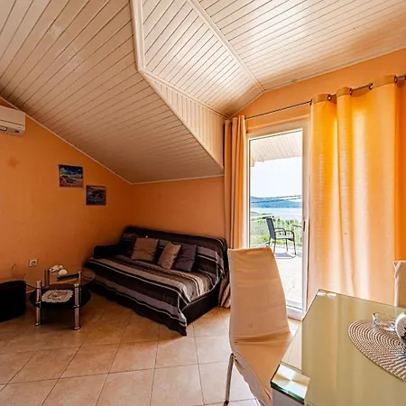 House With Pool Maja Vela Luka