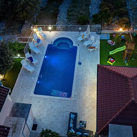 House With Pool Maja Vela Luka