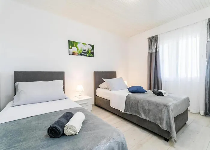 Holiday home House With Pool Maja Vela Luka