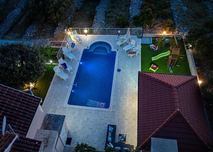 House With Pool Maja Vela Luka