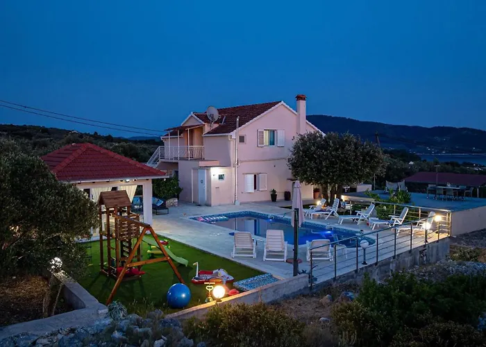 House With Pool Maja Holiday home