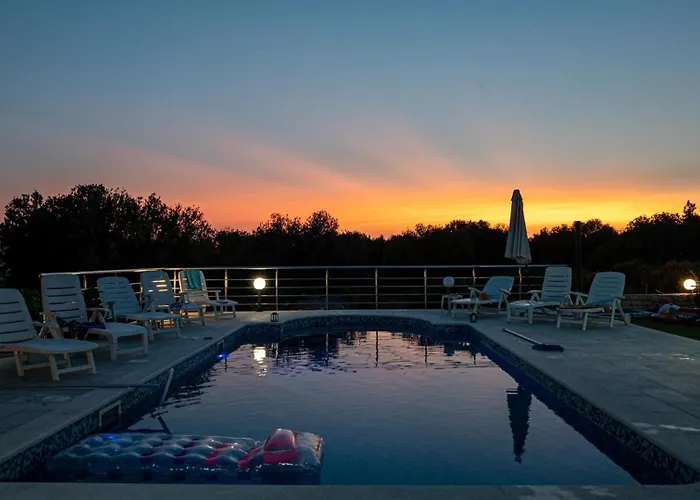 House With Pool Maja Vela Luka