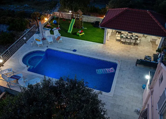 House With Pool Maja * Vela Luka